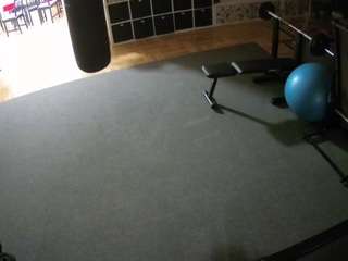 voyeurcam-julmodels-living-5
