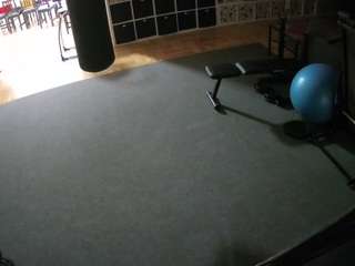voyeurcam-julmodels-living-5