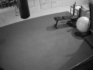 voyeurcam-julmodels-living-5