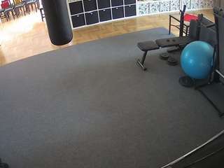 voyeurcam-julmodels-living-5