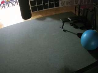 voyeurcam-julmodels-living-5