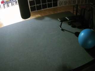 voyeurcam-julmodels-living-5