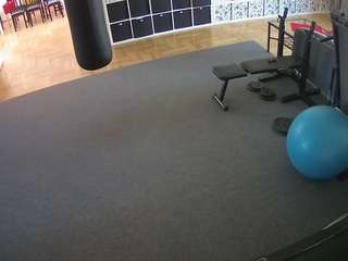 voyeurcam-julmodels-living-5