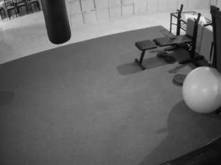 voyeurcam-julmodels-living-5