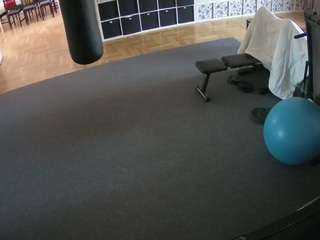 voyeurcam-julmodels-living-5