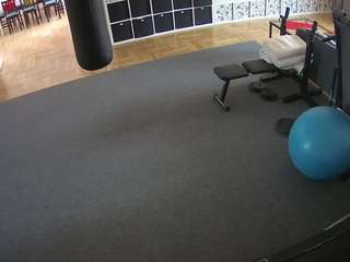 voyeurcam-julmodels-living-5