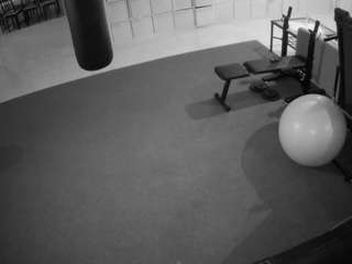 voyeurcam-julmodels-living-5