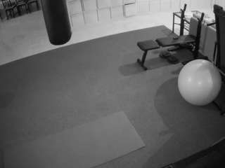 voyeurcam-julmodels-living-5 webcam