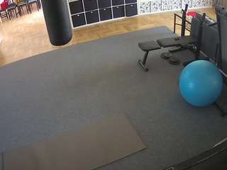 voyeurcam-julmodels-living-5