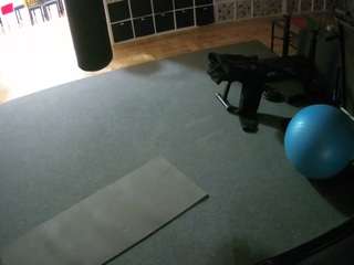 voyeurcam-julmodels-living-5