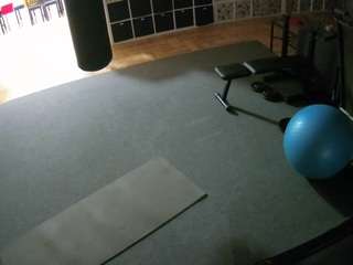 voyeurcam-julmodels-living-5