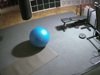 voyeurcam-julmodels-living-5