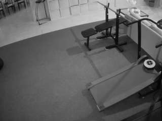 voyeurcam-julmodels-living-5