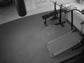 voyeurcam-julmodels-living-5 webcam