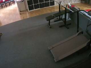 Acest model este live acum. voyeurcam-julmodels-living-5