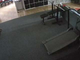 Model ini sedang live sekarang. voyeurcam-julmodels-living-5