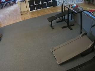 该模特正在直播。 voyeurcam-julmodels-living-5