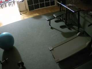 voyeurcam-julmodels-living-5