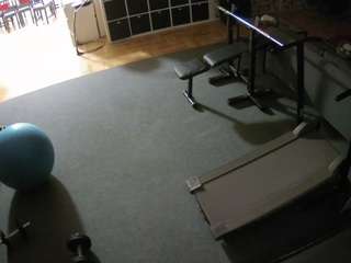 voyeurcam-julmodels-living-5