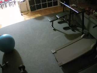 voyeurcam-julmodels-living-5