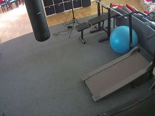 voyeurcam-julmodels-living-5