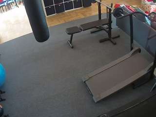 voyeurcam-julmodels-living-5