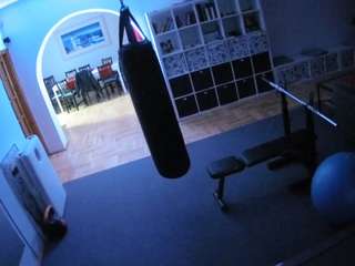 voyeurcam-julmodels-living-5
