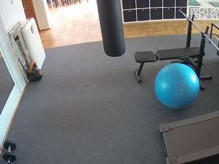voyeurcam-julmodels-living-5