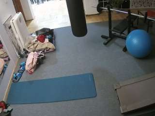 voyeurcam-julmodels-living-5