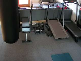 voyeurcam-julmodels-living-6
