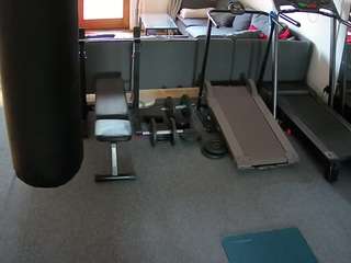 voyeurcam-julmodels-living-6