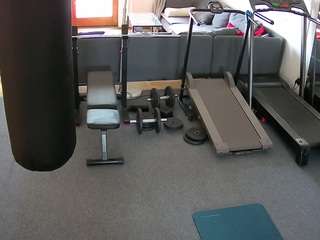 voyeurcam-julmodels-living-6
