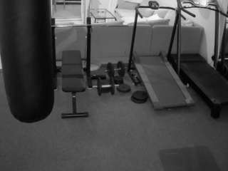 voyeurcam-julmodels-living-6