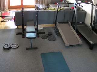 voyeurcam-julmodels-living-6