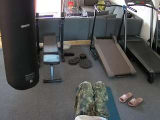 voyeurcam-julmodels-living-6