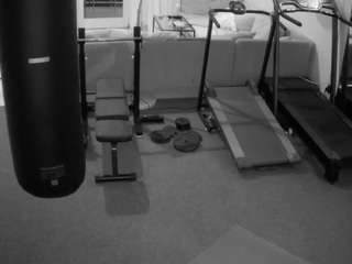 voyeurcam-julmodels-living-6