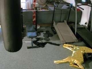 voyeurcam-julmodels-living-6