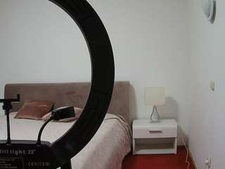 voyeurcam-julmodels-living-6
