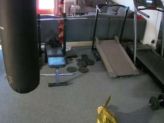 voyeurcam-julmodels-living-6