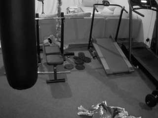 voyeurcam-julmodels-living-6