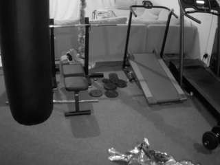 voyeurcam-julmodels-living-6