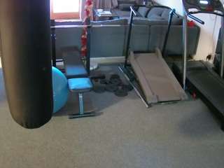 voyeurcam-julmodels-living-6