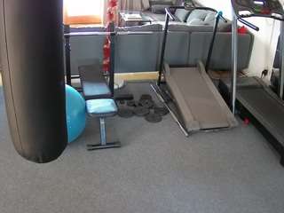 voyeurcam-julmodels-living-6