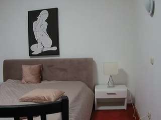 voyeurcam-julmodels-living-6 webcam