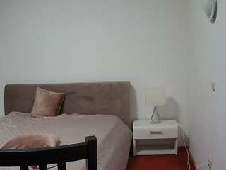 voyeurcam-julmodels-living-6 webcam