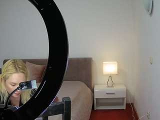 voyeurcam-julmodels-living-6 webcam
