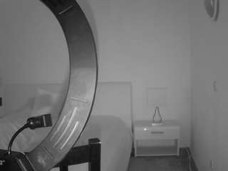 voyeurcam-julmodels-living-6
