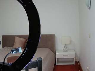 voyeurcam-julmodels-living-6