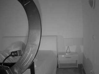 voyeurcam-julmodels-living-6 webcam