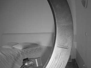 voyeurcam-julmodels-living-6